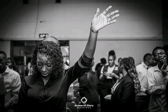Worship and praise at Aroma of Glory Ministries